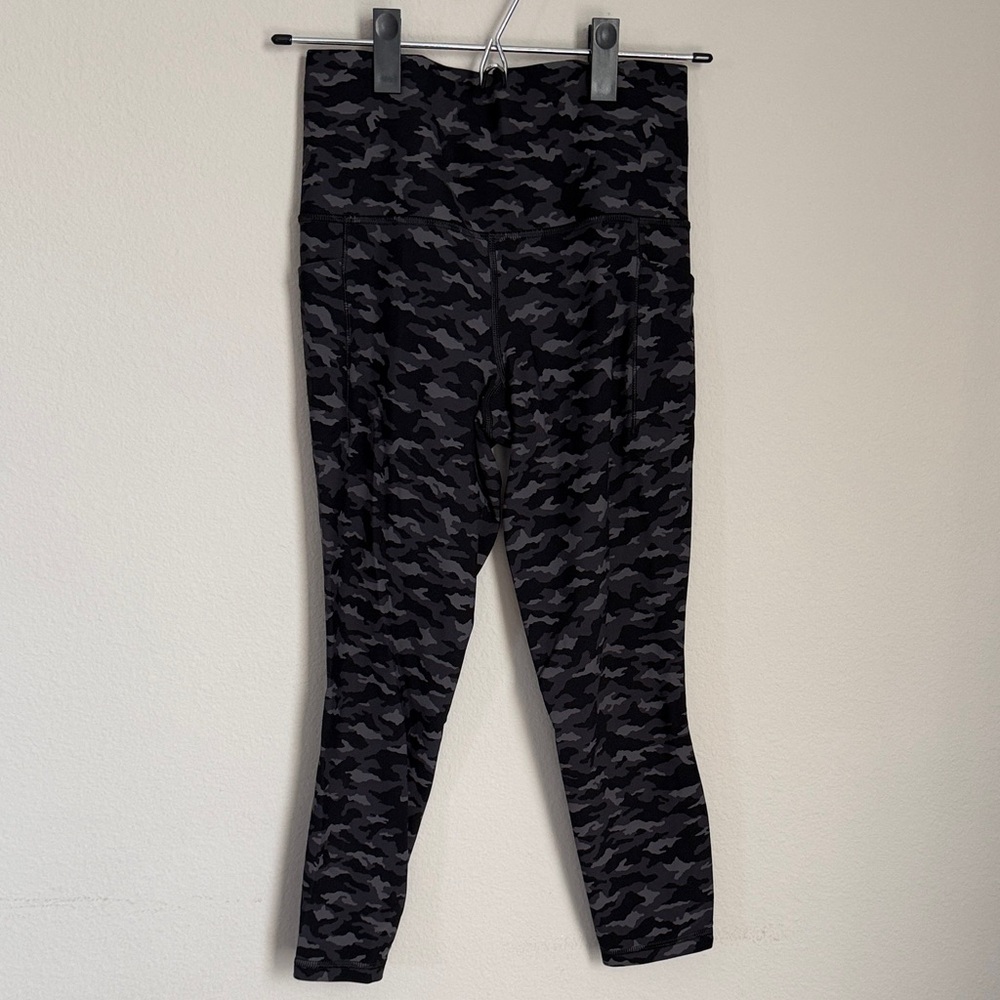 Athleta Gray Camouflage Leggings